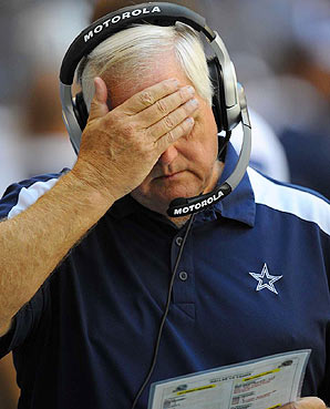 Illustration for article titled A Children's Treasury Of Wade Phillips Looking Befuddled On The Sideline